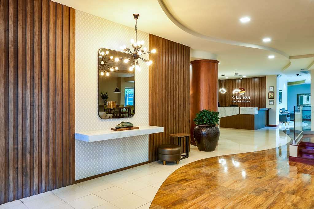 Suites Las Palmas, Hotel & Apartments. Сан-Сальвадор Интерьер фото